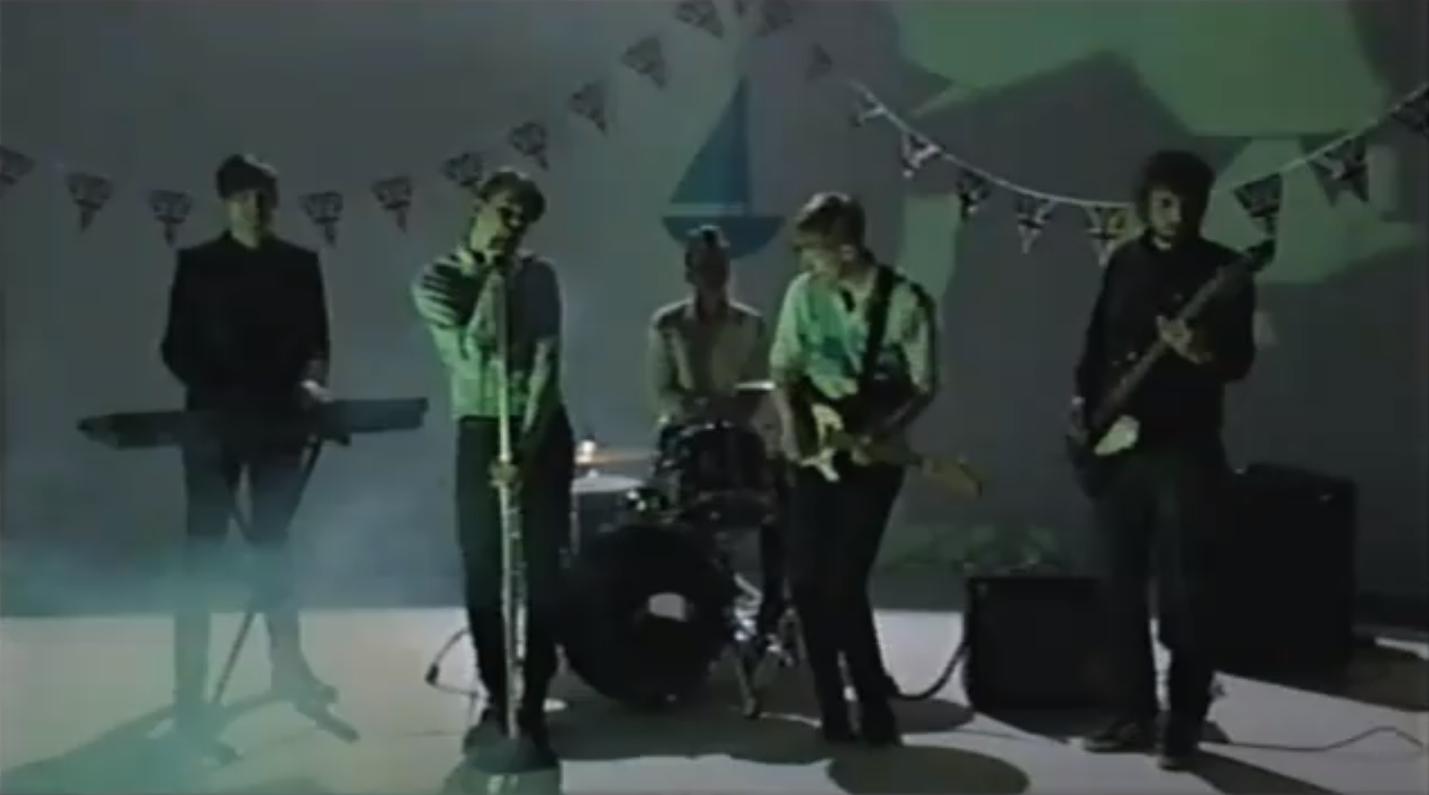 Buzz Cut: 'Hunger' Frankie & The Heartstrings (VIDEO)