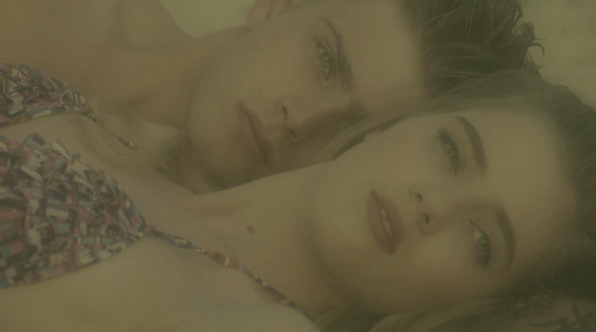 4 Easy Ways Add Color Your Summer Work Wardrobe