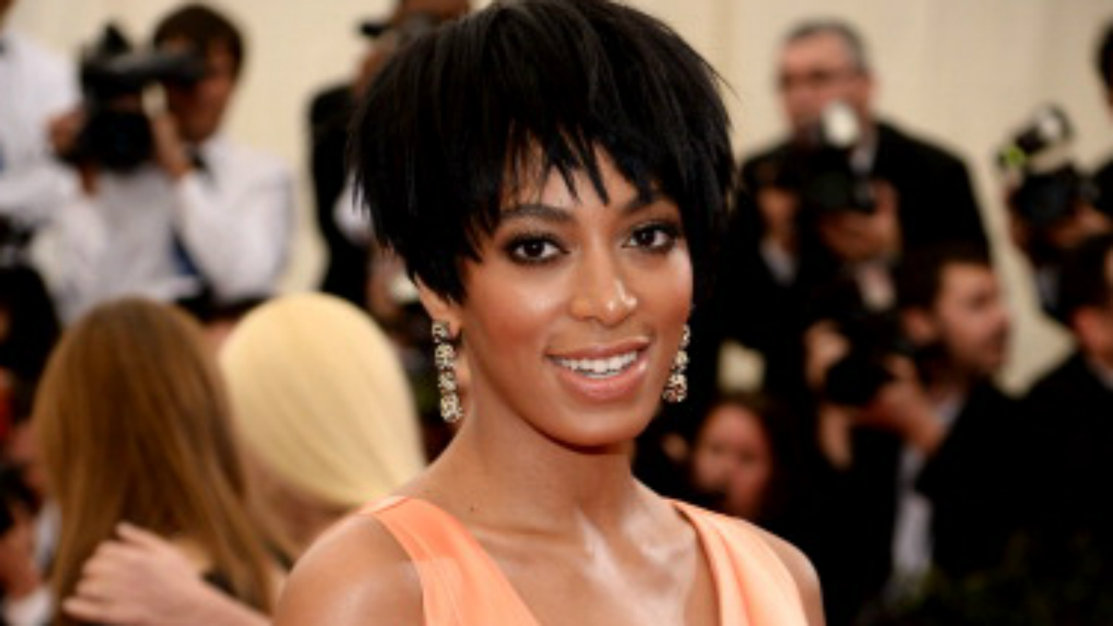 What to Carry in Your Purse at All Times