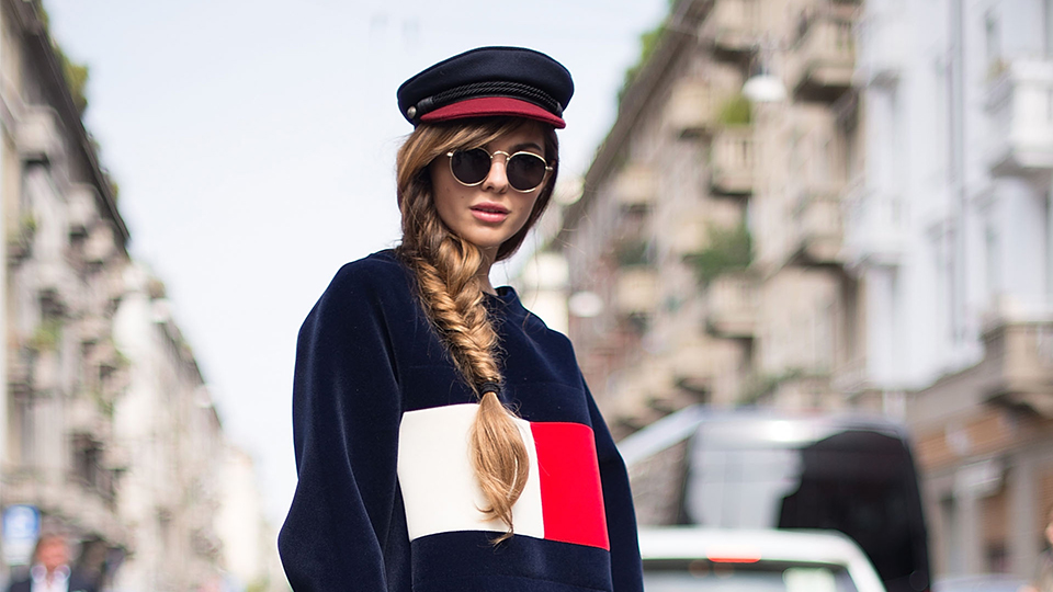 Ingrown Hairs: How to Prevent Irritation, According to an Expert