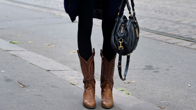 what to wear with cowboy boots