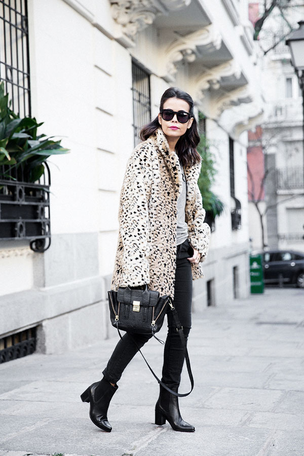 How to wear jeans and boots.