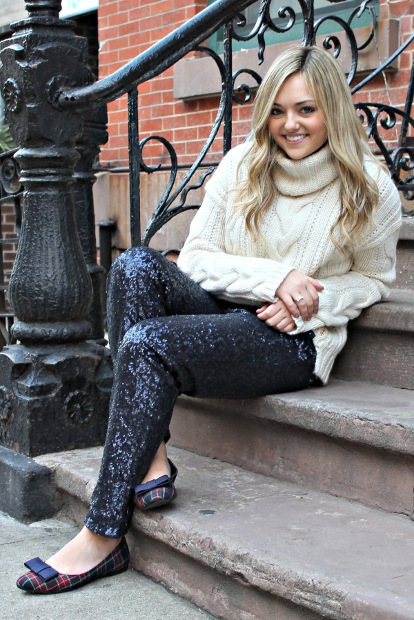Fisherman-Sweater-Sequin-Pants-Plaid-Flats-600x899