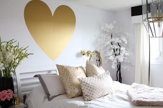 Bloggers with online stores.