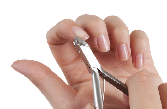 How to Get Strong Nails: 5 Rules to Live By