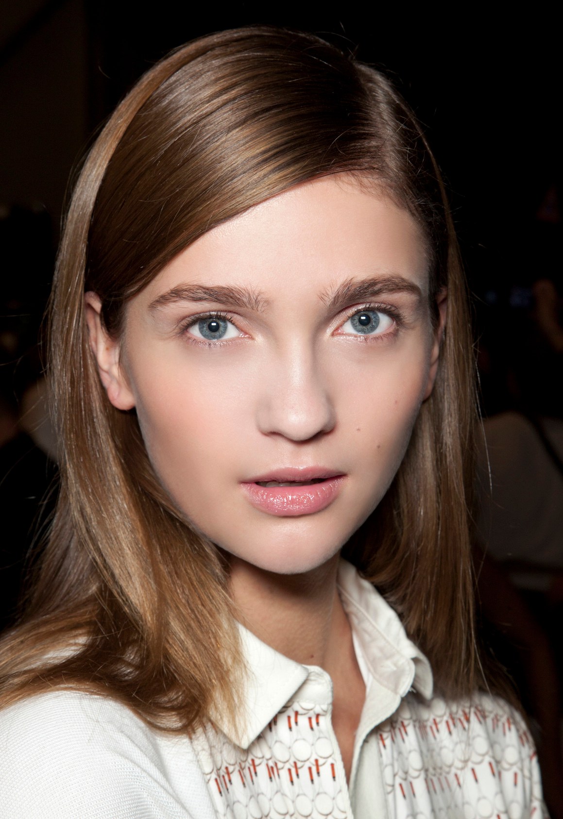 How to Stop Frizzy Hair: Expert Tips