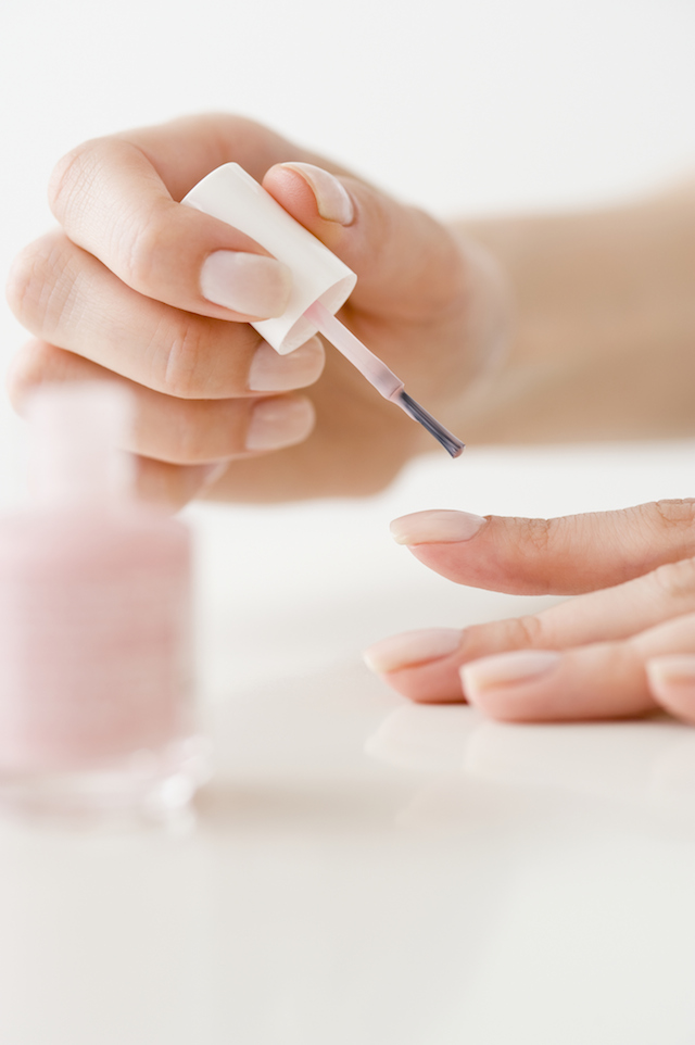 How to Get Strong Nails: 5 Rules to Live By