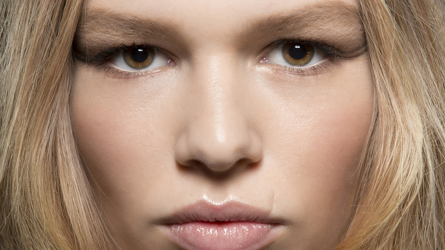 How to Use Eyebrow Sculpting Kits