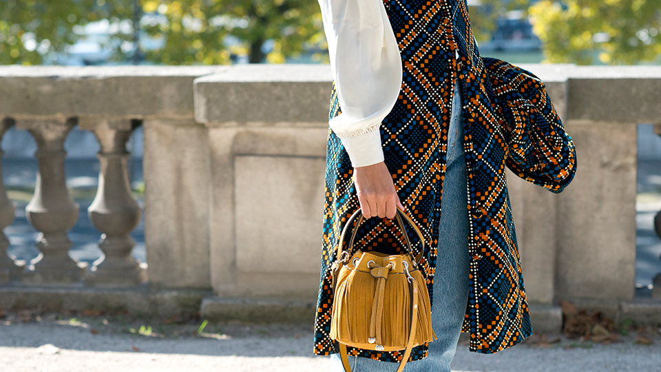 The Best Vintage Clothing Labels: Shopping Tips from the Pros