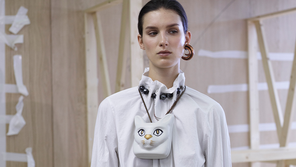 loewe cat necklace