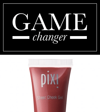 5 Simple Tricks Ensure Your New Year's Eve Makeup Lasts the Night