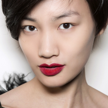 How to Wear Glitter Nail Polish Like a Damn Adult