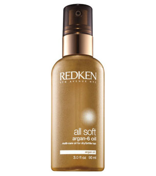 Rose Lipstick is the One Shade That Looks Good on Everyone