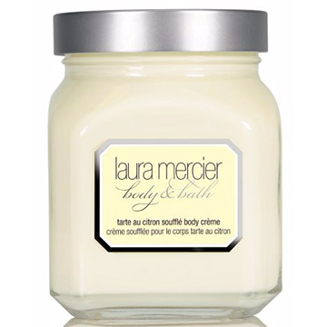 How to Skirt the Fine Line Between Dewy and Greasy Skin