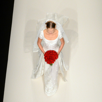 The Bride's Complete Wedding Beauty Checklist