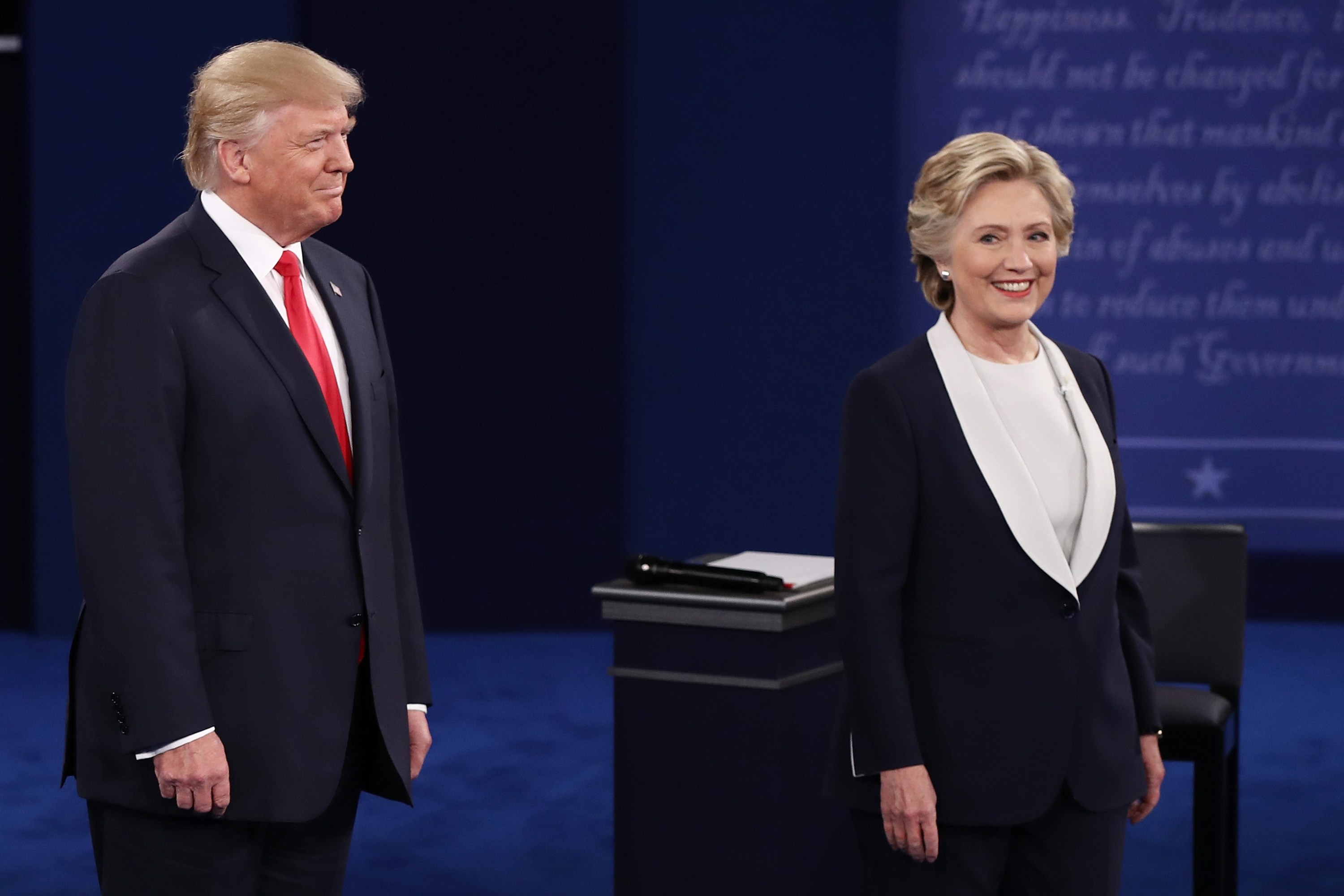 Amazing and Amusing Celebrity Tweets About Tonight's Debate
