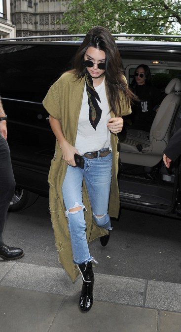 Kendall Jenner - Celebrity Street Style
