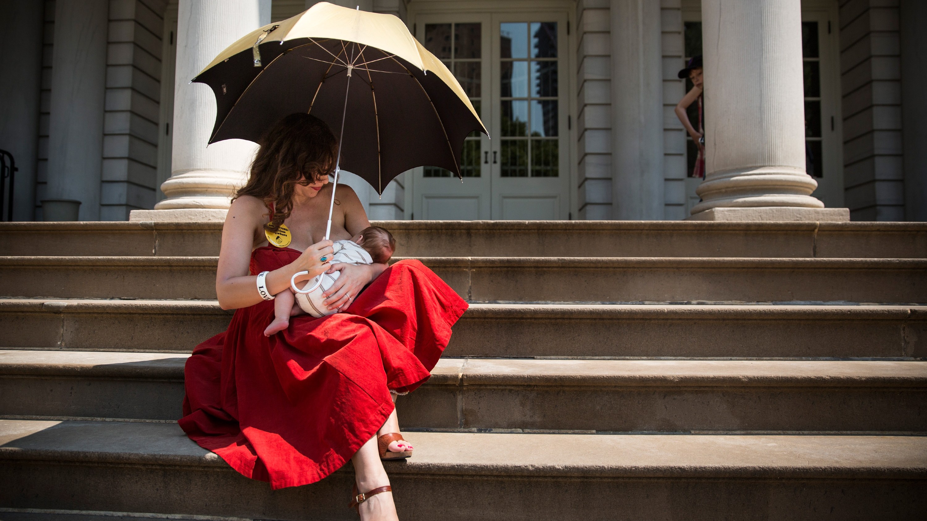 celebrities-breastfeeding