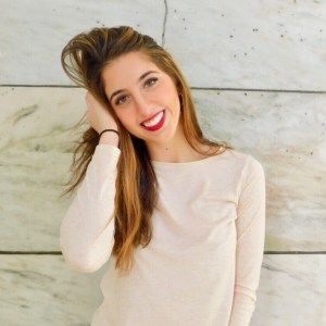 12 Best Illuminating Moisturizers For Glowing Skin