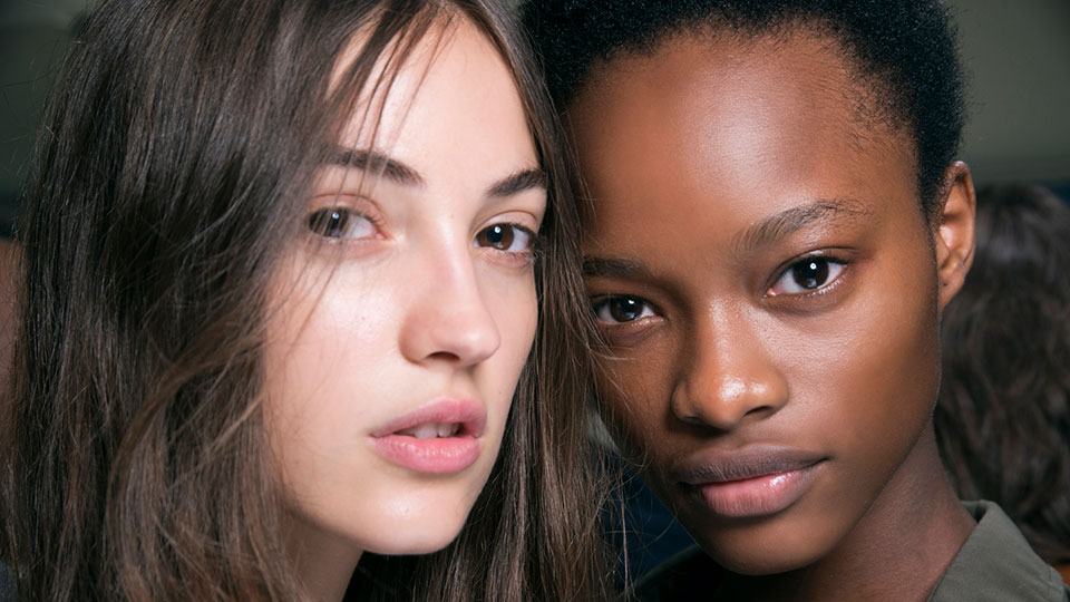 12 Best Illuminating Moisturizers For Glowing Skin