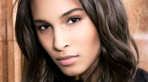 Stylists Reveal the Best Anti-Frizz Hair Products (Ever)