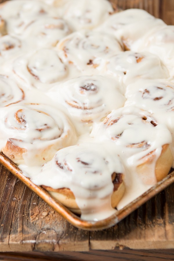 STYLECASTER | comfort food recipes | cinnamon buns