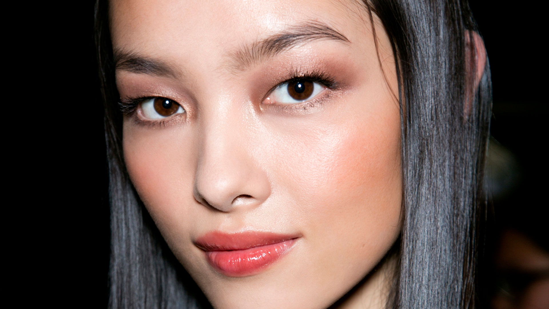 Taylor Swift's 'Bejeweled' Music Video Makeup Is Glittery Perfection