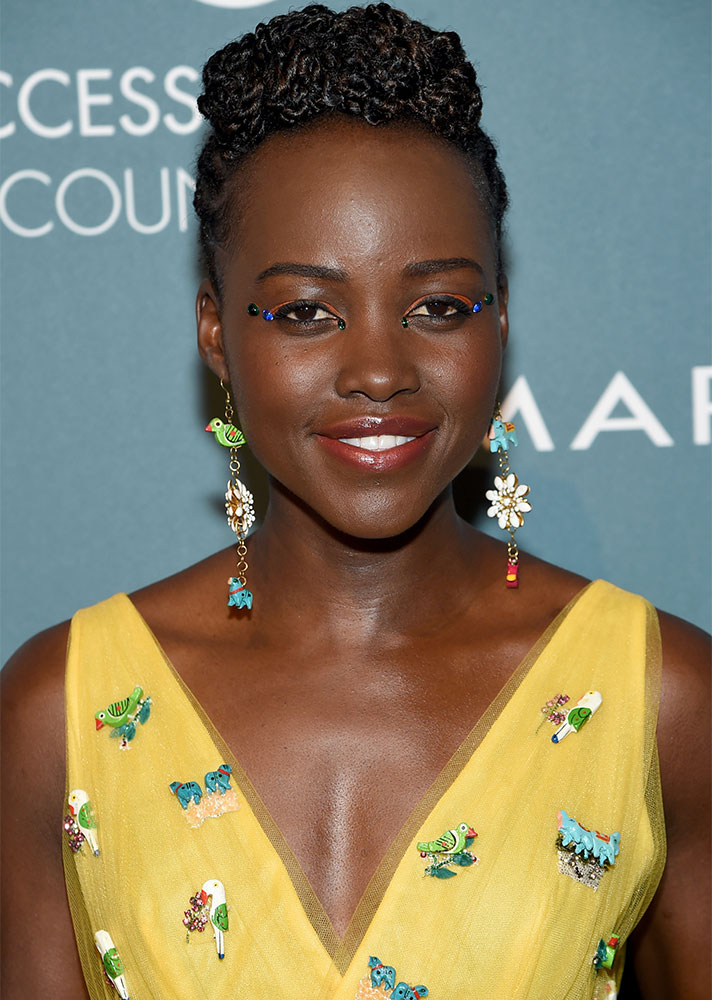 STYLECASTER | Celebs Who Elevated the Basic Cat Eye | Lupita Nyong'o