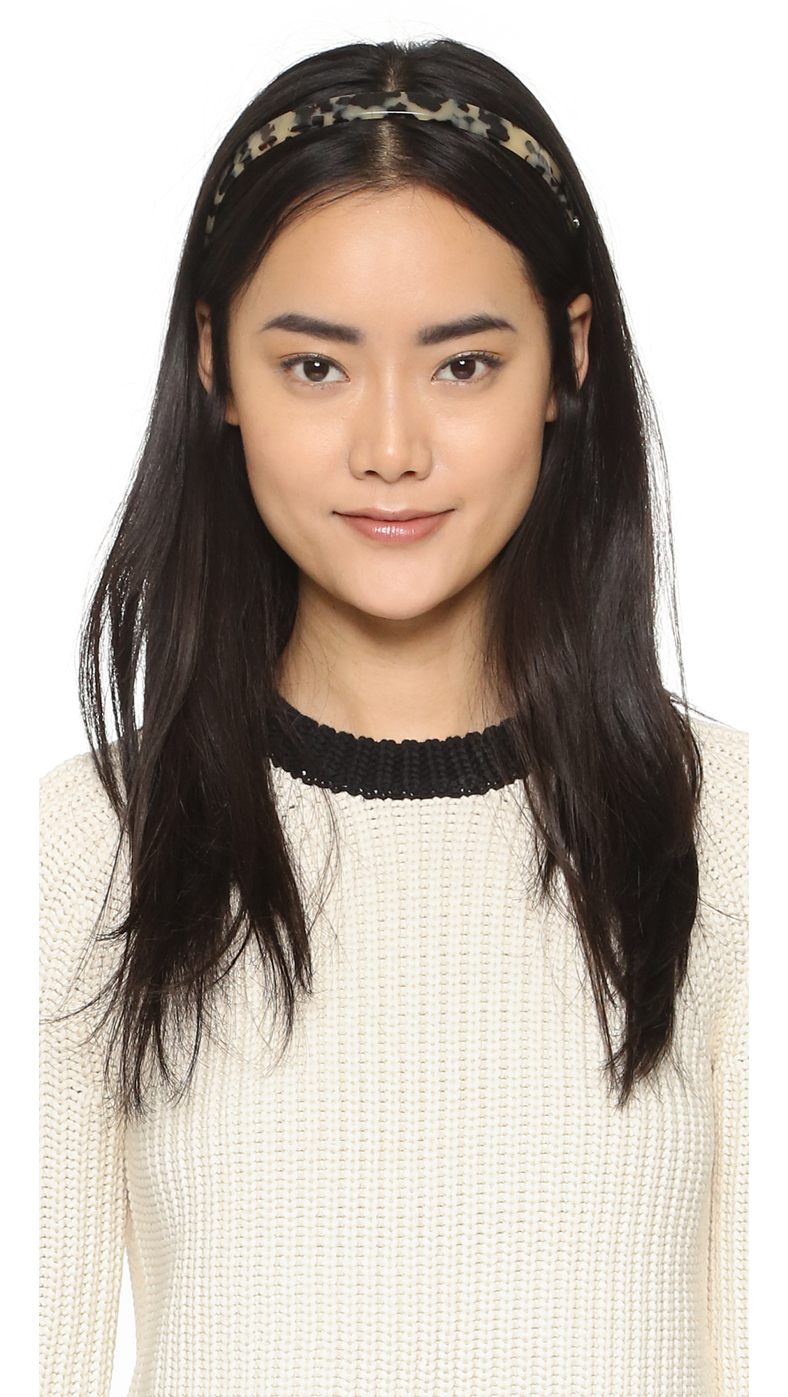 STYLECASTER | 11 Exciting New Ways to Wear Tortoise This Season