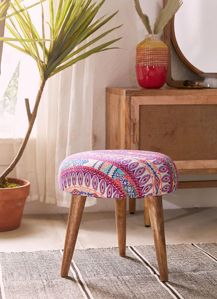 STYLECASTER | This 2019 Home Decor Trend Proves Maximalism Isn't Just For Your Closet