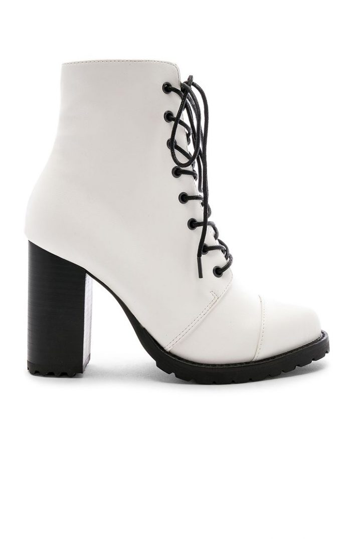 Stylecaster | Six Pieces Shay Mitchell Is Shopping Right Now