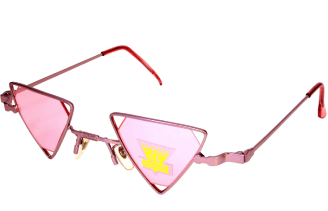 STYLECASTER | Triangle Sunglasses To Shop
