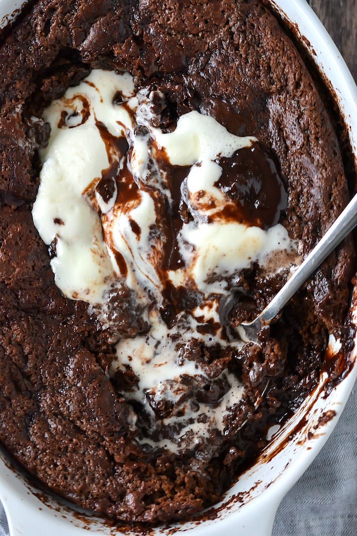 STYLECASTER | 17 Easy Chocolate Desserts That Want to Be Your Valentine | Old-Fashioned Chocolate Cobbler