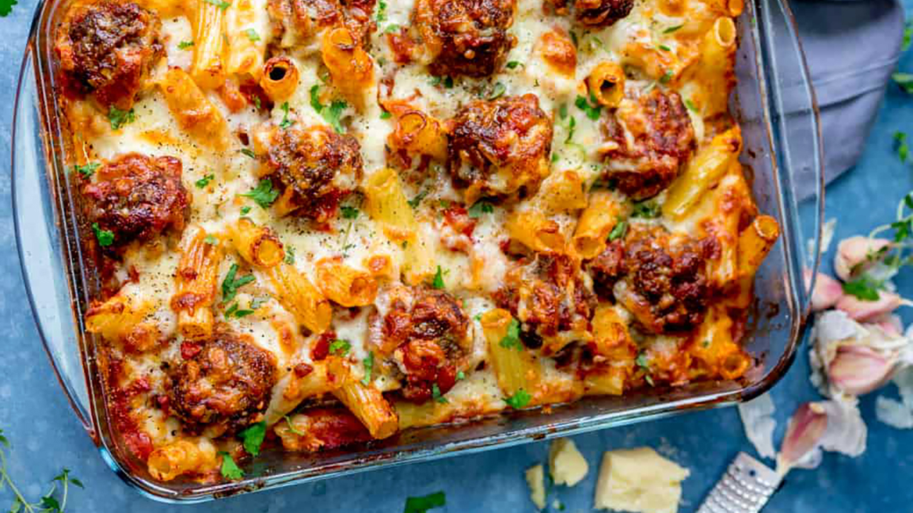17 Easy Baked Pasta Recipes That Are Cozy AF