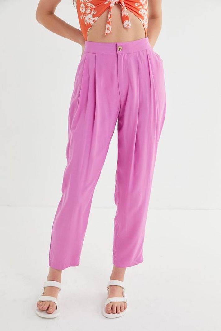 STYLECASTER | Spring Pants Are Here to Make Your Life Cuter and More Comfortable