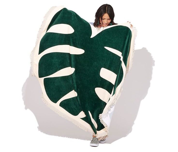 STYLECASTER | Cute Beach and Pool Towels