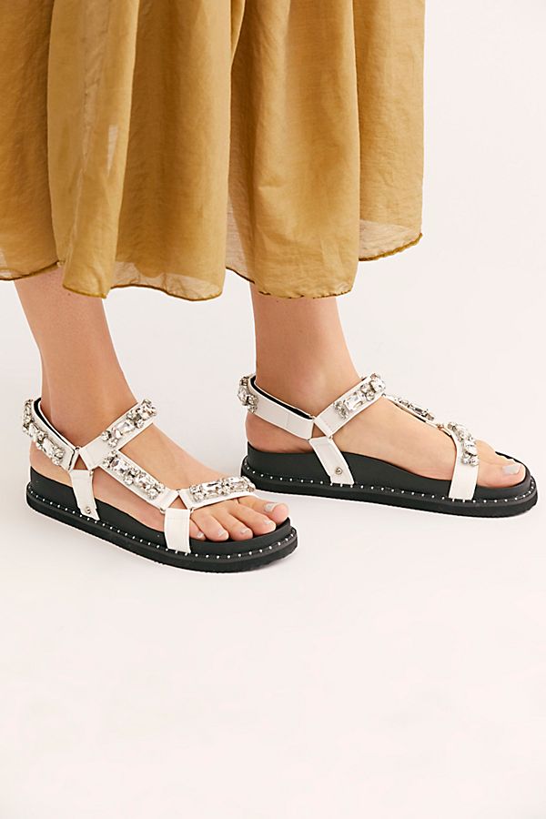 Like It or Not, These Sporty Sandals Are Forecasted to be On-Trend This Spring | STYLECASTER