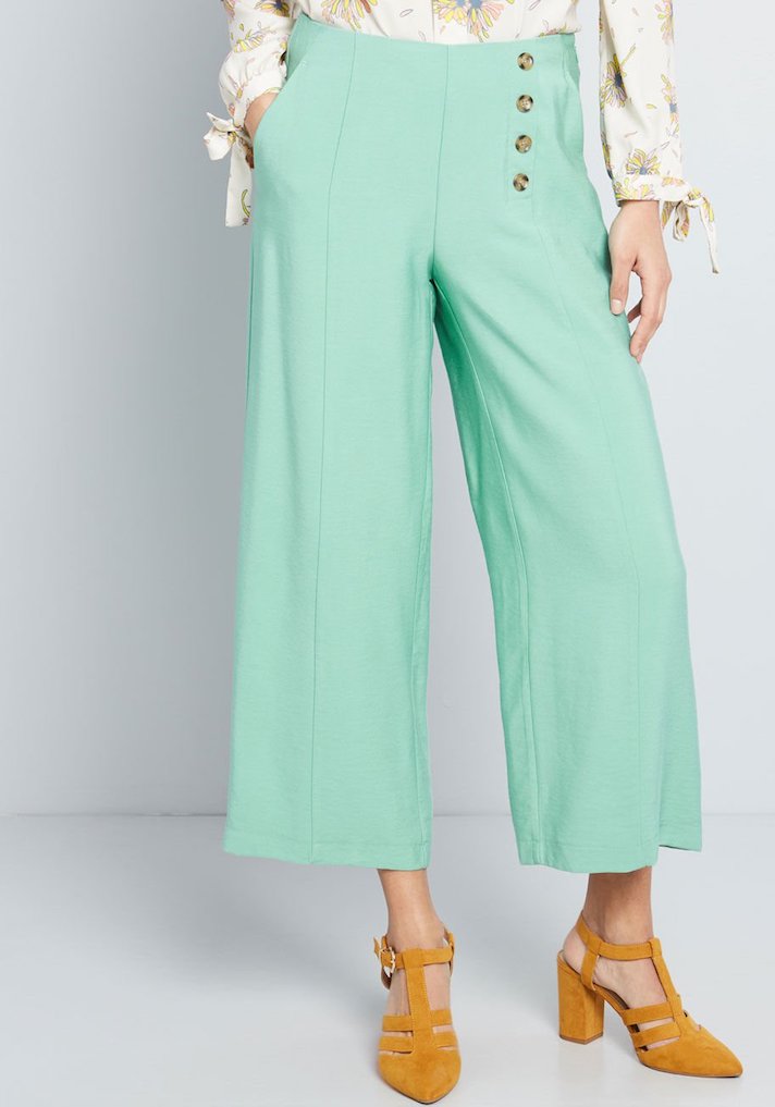 STYLECASTER | Warm-Weather Essentials to Snag on Sale at Modcloth