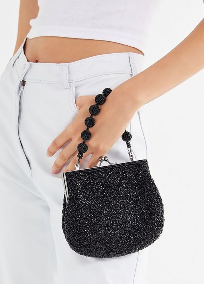 STYLECASTER | Summer Bags So Cute You'll Actually Enjoying Holding Them All Day