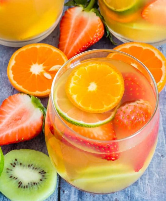 STYLECASTER | Your Definitive Guide to the Best Summer Sangria Recipes Around