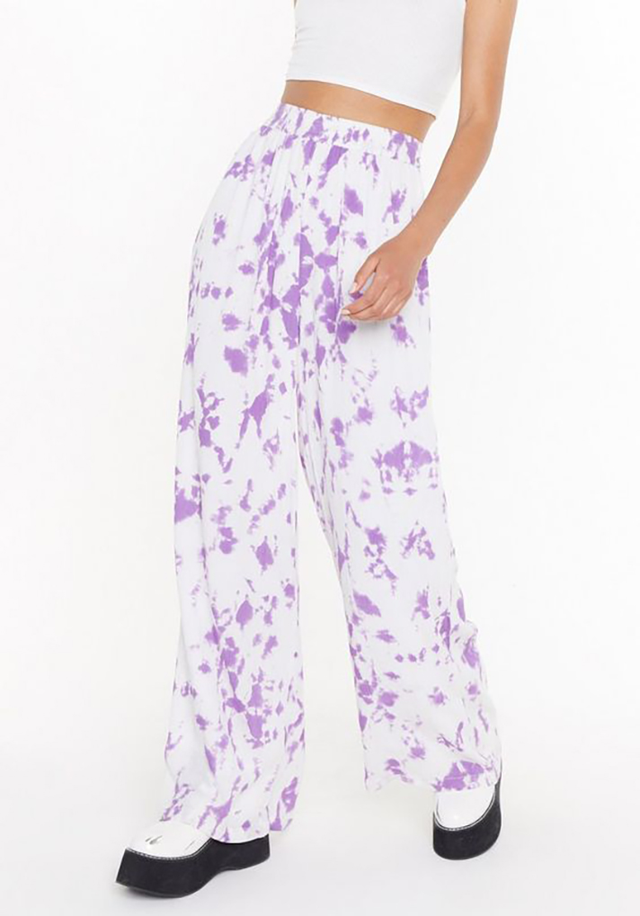 STYLECASTER | Summer Pants Are the Secret to a Well-Rounded Warm-Weather Wardrobe