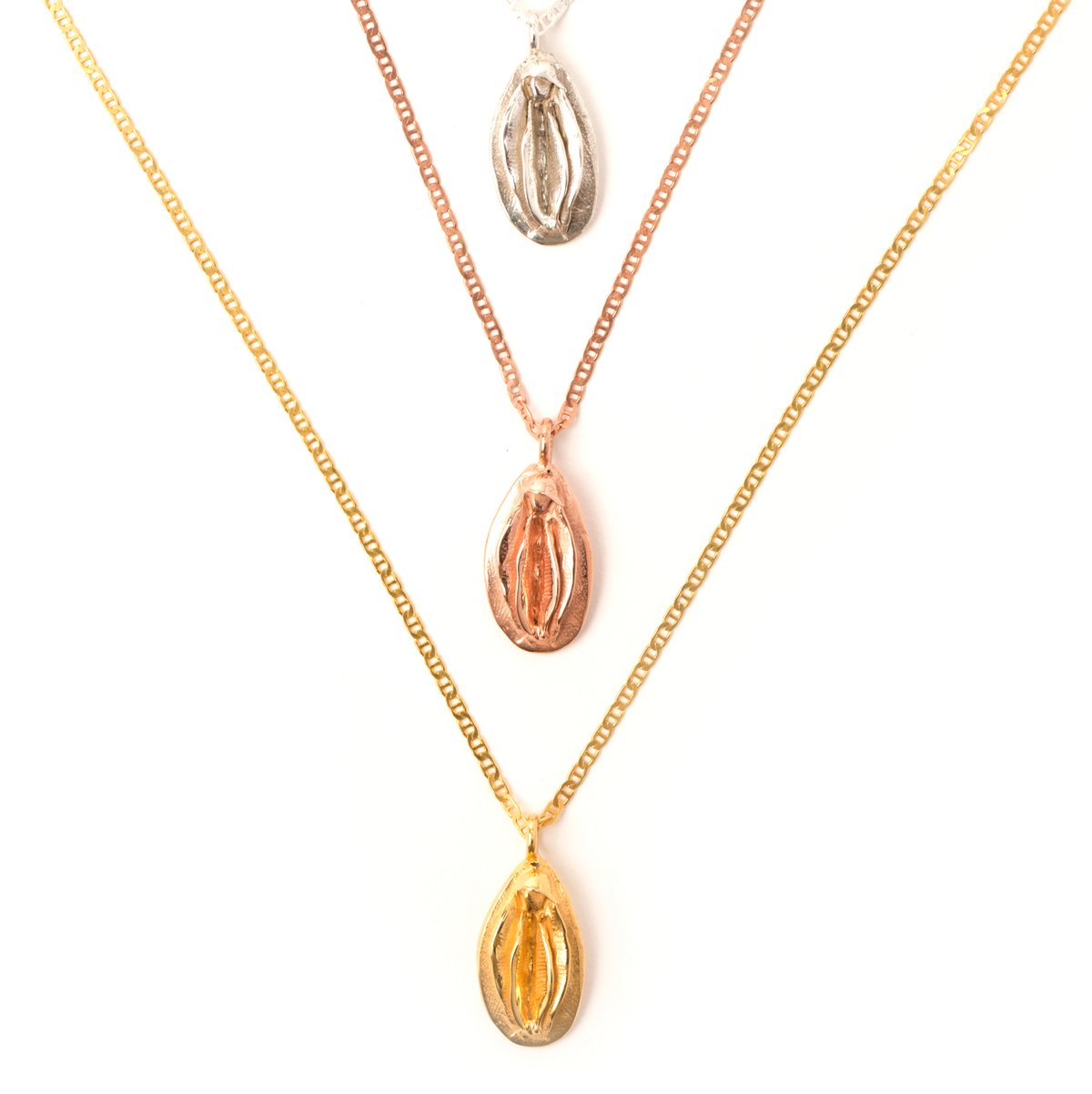 Female-Positive Jewelry Is the Latest Statement Trend Making a Major Buzz | STYLECASTER