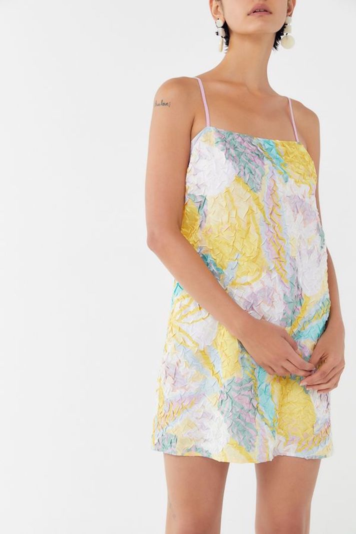 STYLECASTER | 27 Items Under $50 You Can Score at Urban Outfitters’ Pre-Memorial Day Sale