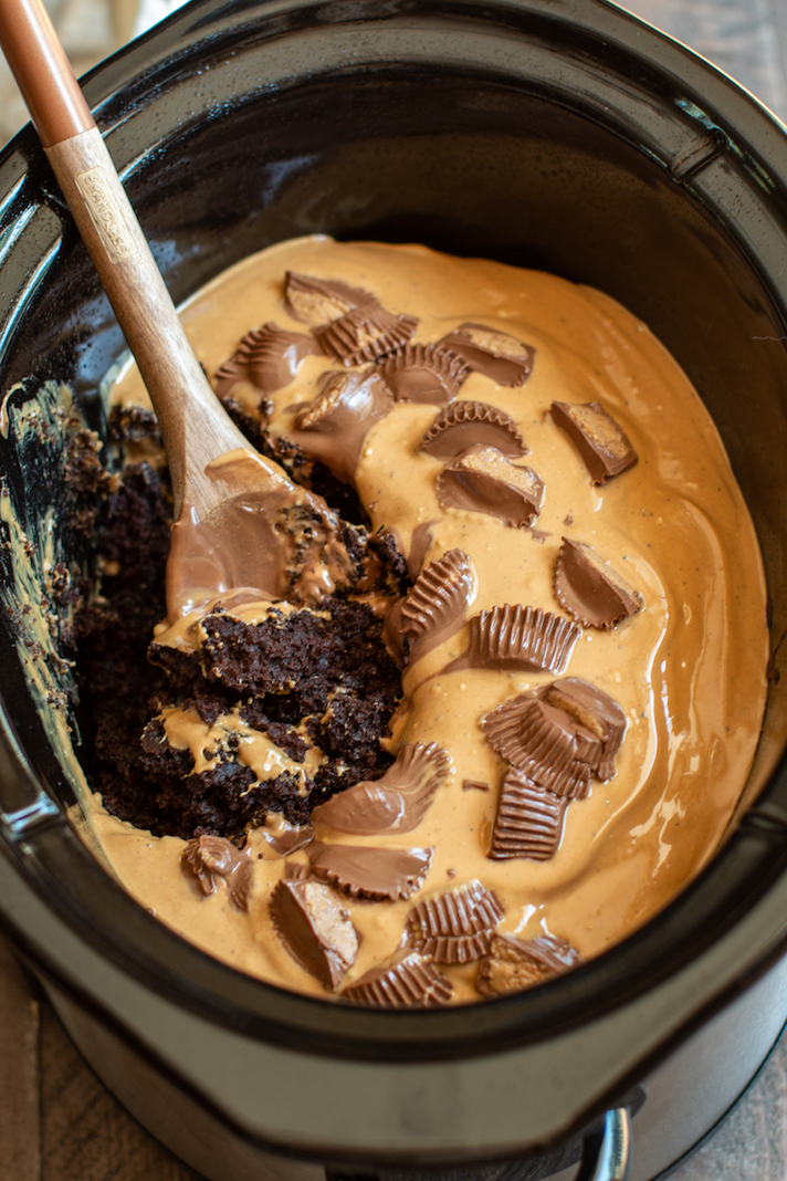 STYLECASTER | Slow-Cooker Cake Is the Summer Dessert You Didn't Know You Needed | Peanut Butter Chocolate Cake