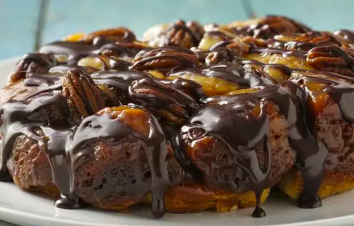 STYLECASTER | 13 Slow-Cooker Biscuit Recipes That Might Surprise You | Turtle Monkey Bread