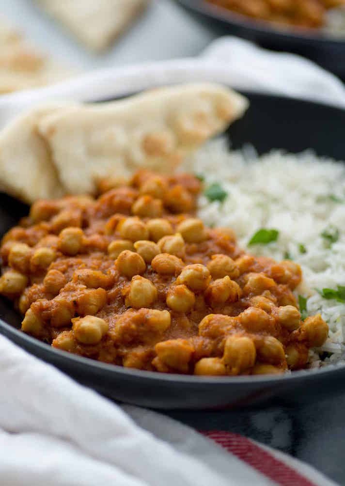 STYLECASTER | 17 Slow-Cooker Indian Recipes That Are Better Than Takeout | Chana Masala