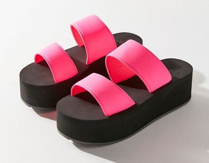 STYLECASTER | Summer Slides on Sale