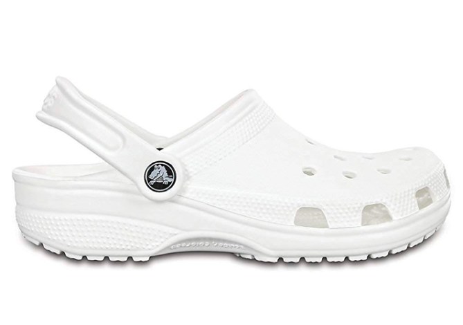 STYLECASTER | The Zodiac Signs as a VSCO Girl Accessory