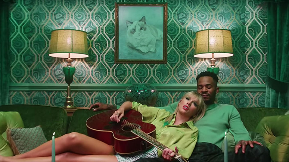 taylor-swift-lover-2