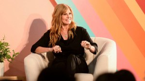 Connie-Britton-BlogHer-2